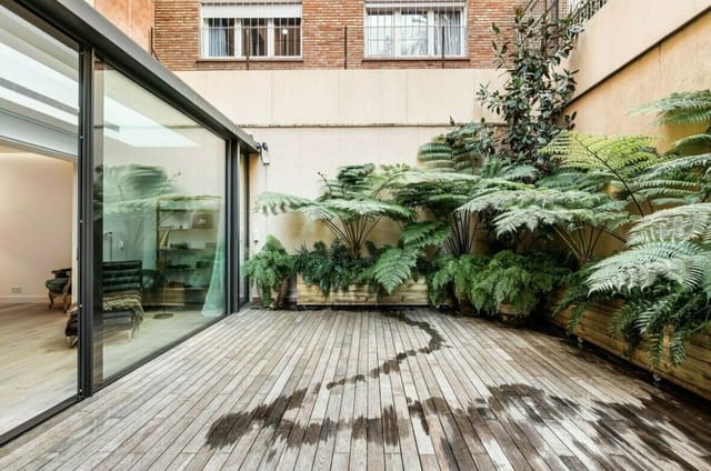 4 soverom Leilighet til salgs i Barcelona by med garasje - € 4 700 000 (Ref: 8464411)