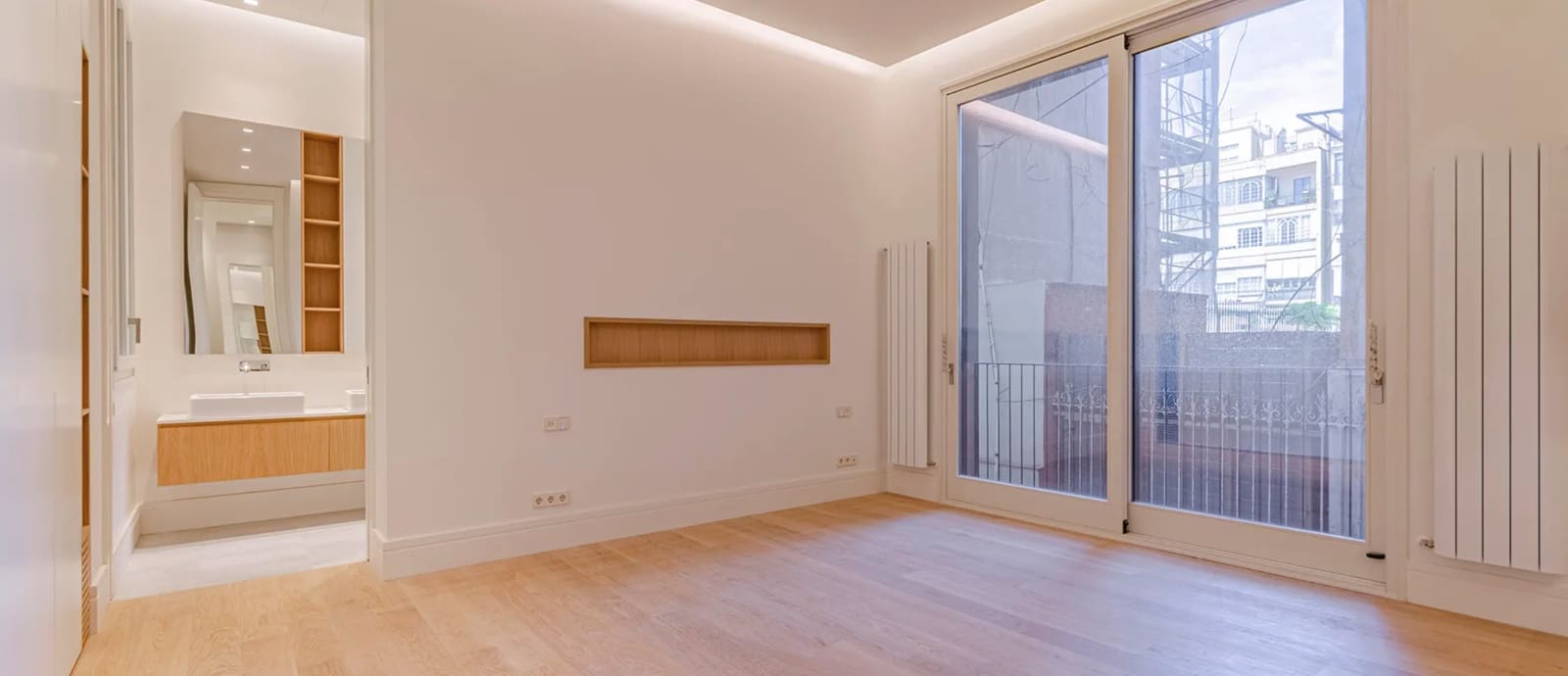 3 soverom Leilighet til salgs i Barcelona by med garasje - € 2 995 000 (Ref: 8464413)