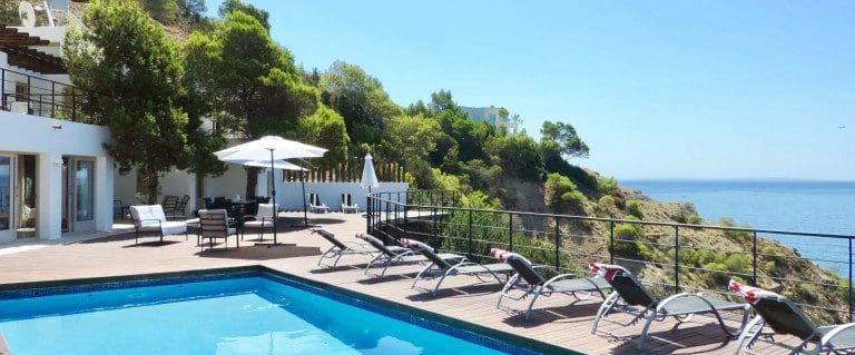 4 soveværelse Villa til salg i Es Cubells med swimmingpool garage - € 3.725.000 (Ref: 8464414)