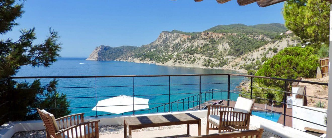 4 soveværelse Villa til salg i Es Cubells med swimmingpool garage - € 3.725.000 (Ref: 8464414)