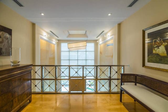 7 soveværelse Villa til salg i Barcelona by med swimmingpool garage - € 4.600.000 (Ref: 8464419)