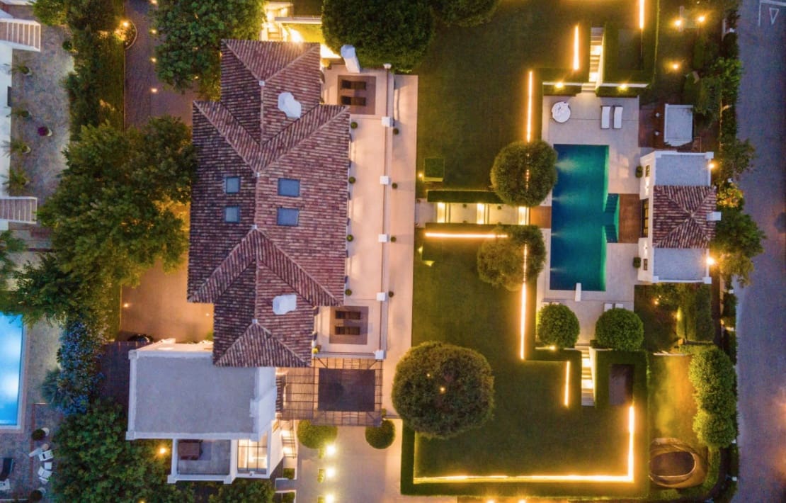 Chalet de 7 habitaciones en Marbella en venta con piscina garaje - 12.500.000 € (Ref: 8464422)