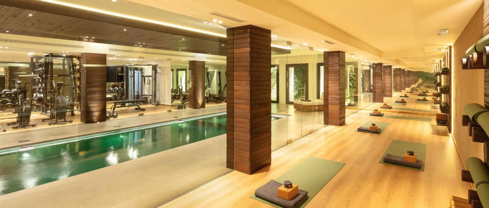 Chalet de 7 habitaciones en Marbella en venta con piscina garaje - 12.500.000 € (Ref: 8464422)