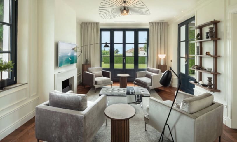 Chalet de 7 habitaciones en Marbella en venta con piscina garaje - 12.500.000 € (Ref: 8464422)