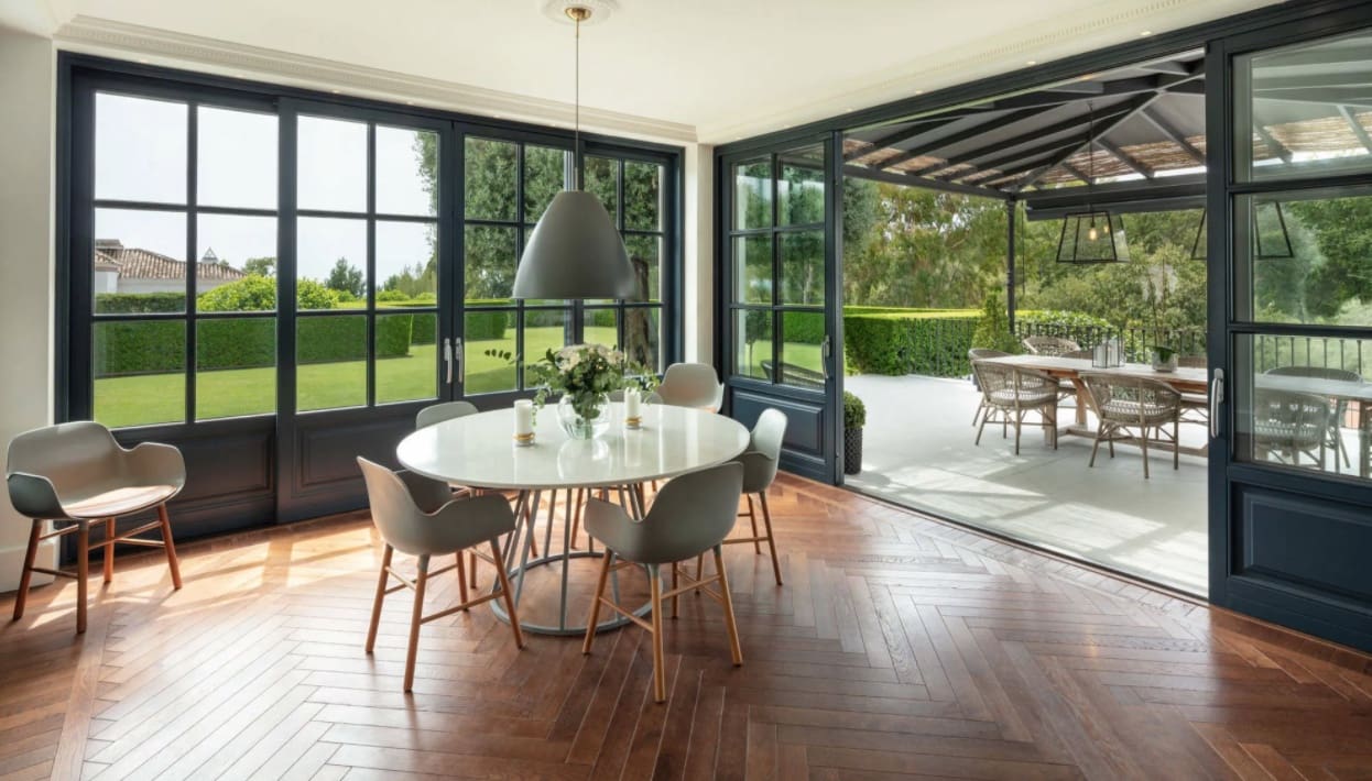 Chalet de 7 habitaciones en Marbella en venta con piscina garaje - 12.500.000 € (Ref: 8464422)