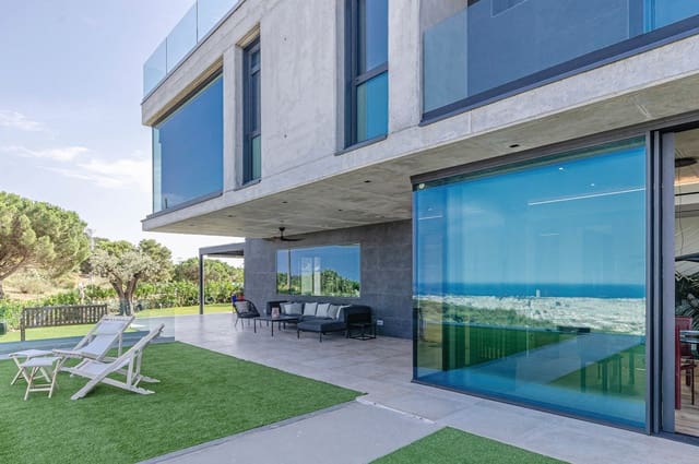 6 makuuhuone Huvila myytävänä paikassa Barcelona kaupunki mukana 
autotalli - 7 950 000 € (Ref: 8464423)