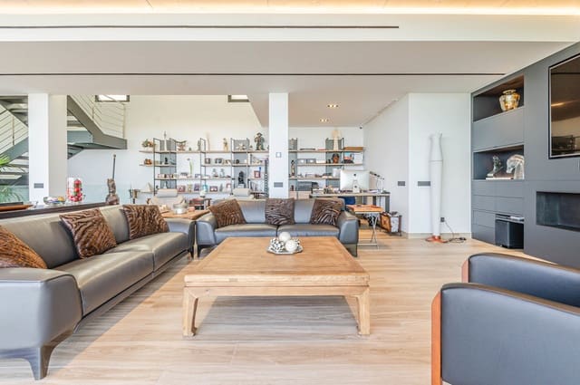 6 makuuhuone Huvila myytävänä paikassa Barcelona kaupunki mukana 
autotalli - 7 950 000 € (Ref: 8464423)