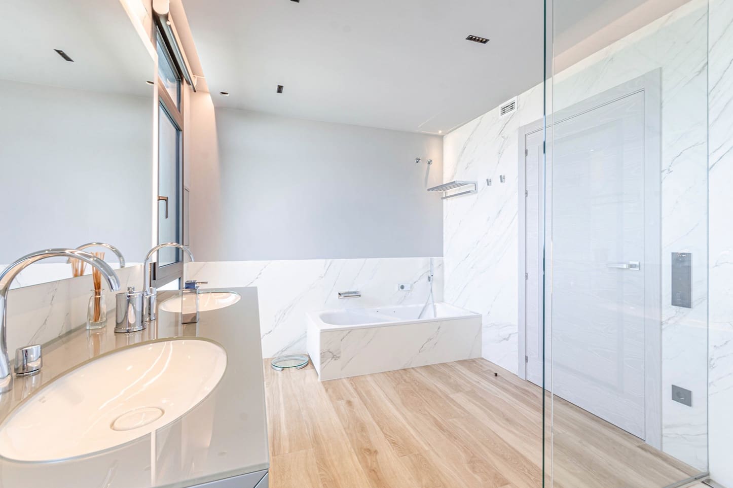 6 soveværelse Villa til salg i Barcelona by med garage - € 7.950.000 (Ref: 8464423)