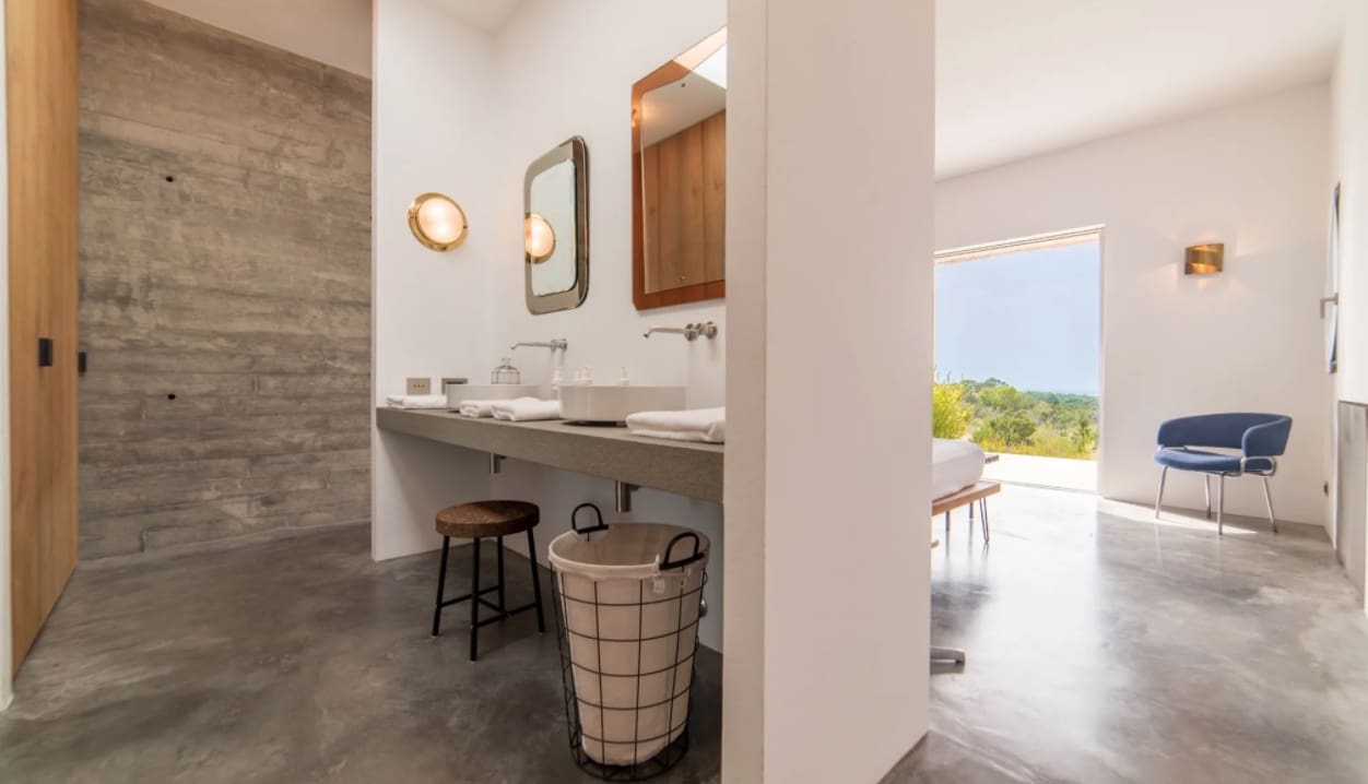 6 bedroom Villa for sale in Cap De Barbaria with pool garage - € 6,580,000 (Ref: 8464424)