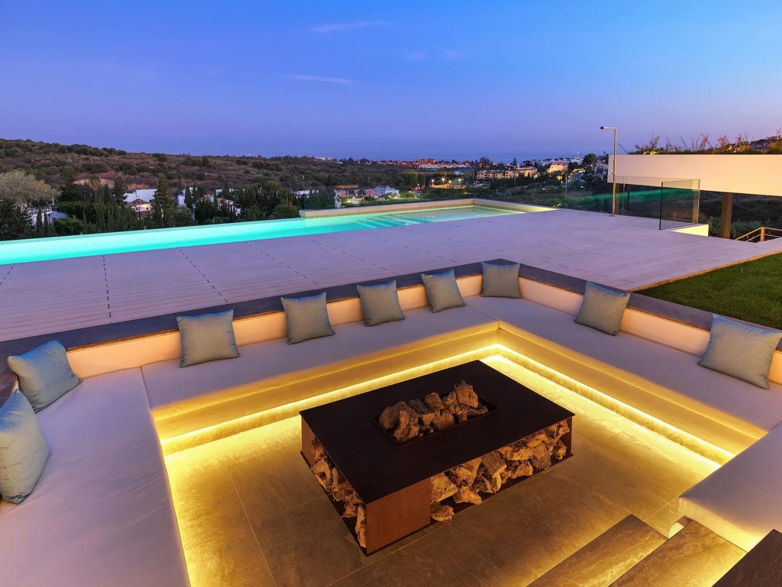 5 Zimmer Villa zu verkaufen in Benahavis mit Pool Garage - 4.500.000 € (Ref: 8464426)