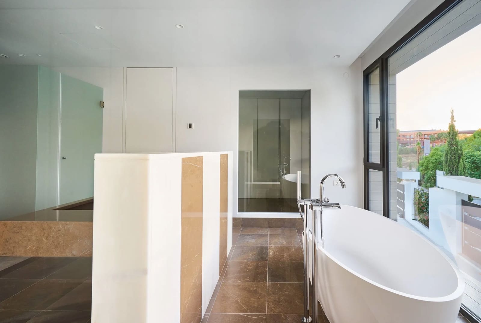 5 Zimmer Villa zu verkaufen in Benahavis mit Pool Garage - 4.500.000 € (Ref: 8464426)