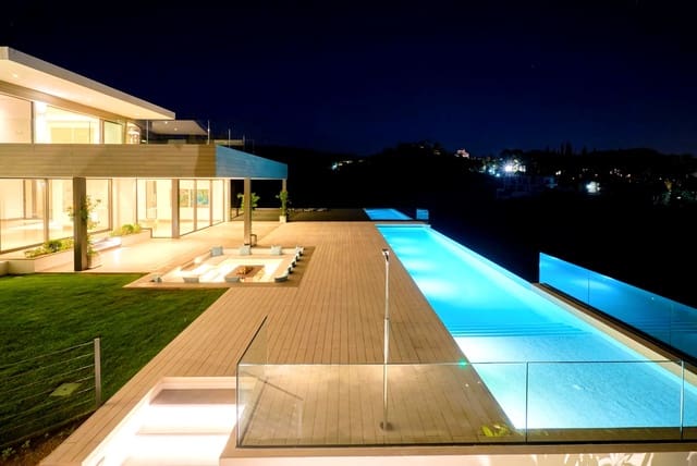 5 Zimmer Villa zu verkaufen in Benahavís mit Pool Garage - 4.500.000 € (Ref: 8464426)