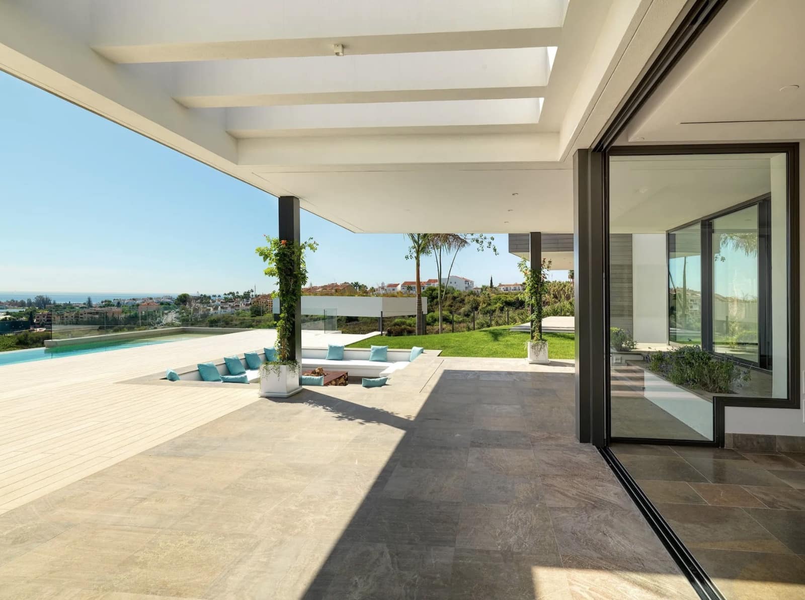 5 Zimmer Villa zu verkaufen in Benahavis mit Pool Garage - 4.500.000 € (Ref: 8464426)