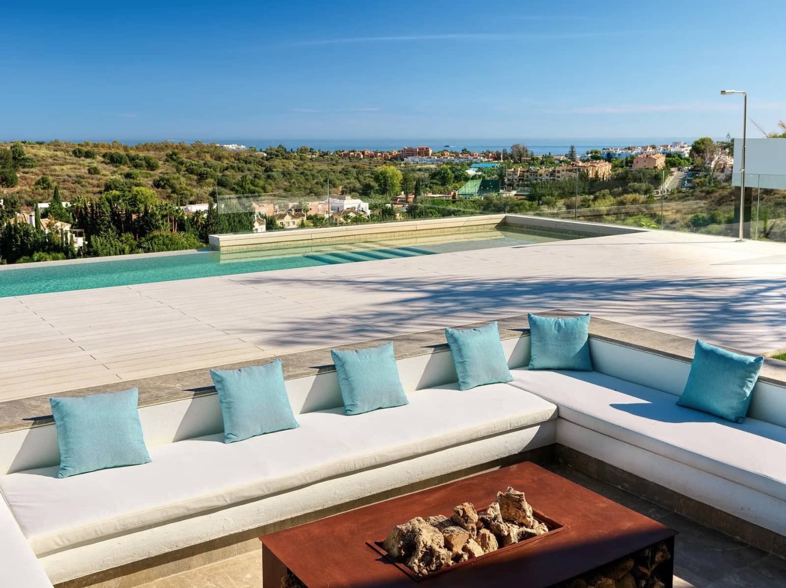 5 Zimmer Villa zu verkaufen in Benahavis mit Pool Garage - 4.500.000 € (Ref: 8464426)