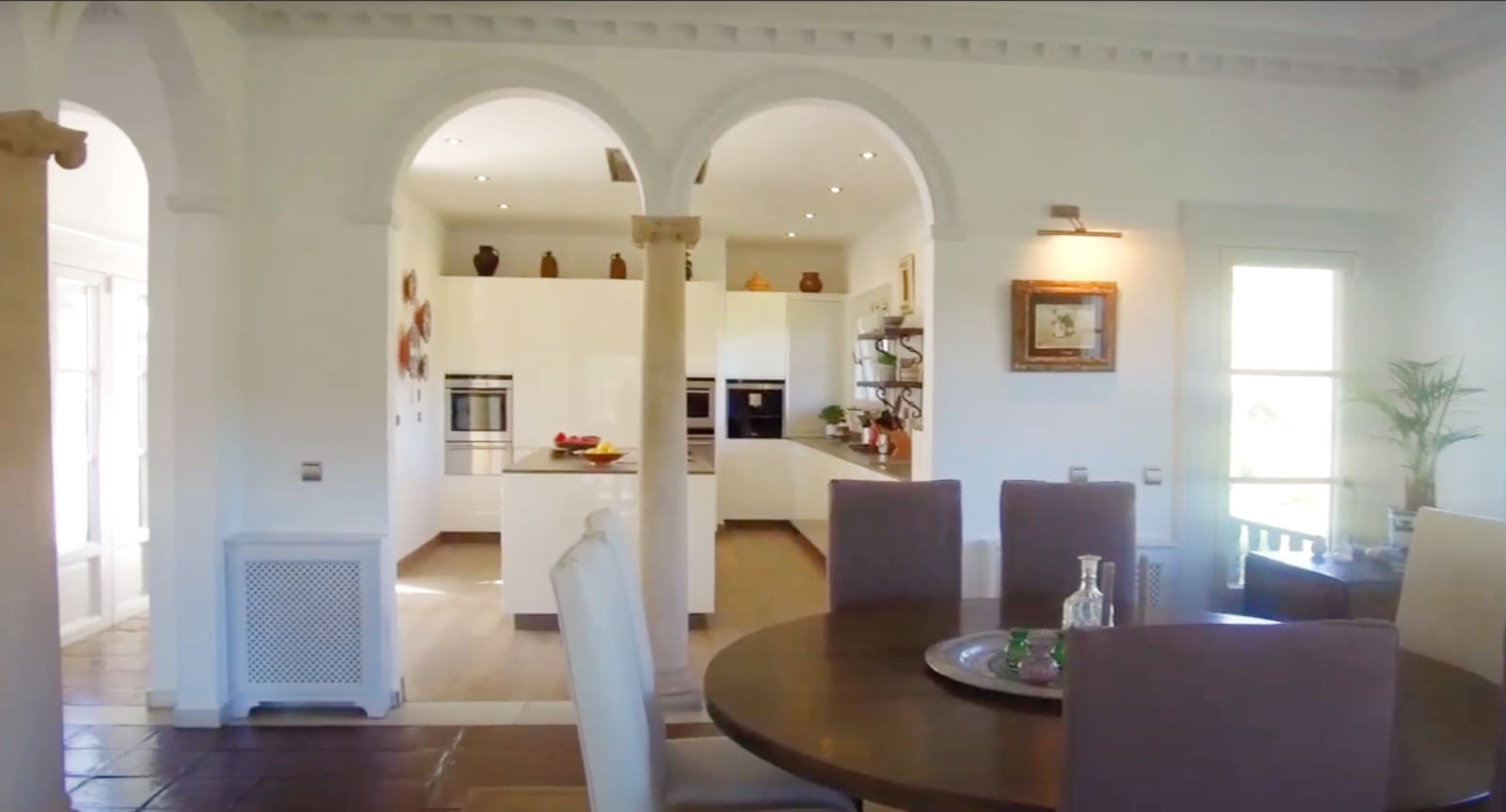 5 makuuhuone Huvila myytävänä paikassa Marbella mukana uima-altaan 
autotalli - 3 500 000 € (Ref: 8464427)