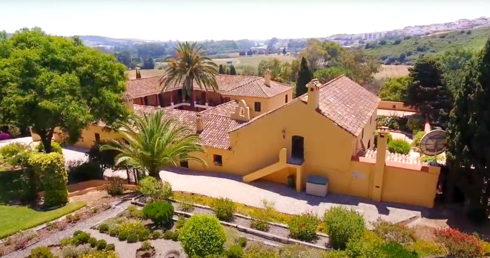 8 soveværelse Finca/Landehus til salg i Sotogrande med swimmingpool garage - € 4.950.000 (Ref: 8464430)