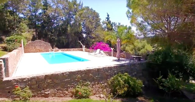 8 Zimmer Finca/Landgut zu verkaufen in Sotogrande, San Roque mit Pool Garage - 4.950.000 € (Ref: 8464430)