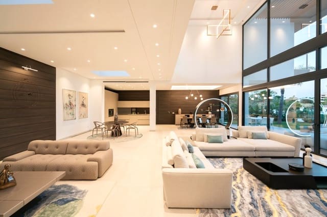 Chalet de 5 habitaciones en Marbella en venta con piscina garaje - 3.490.000 € (Ref: 8464432)