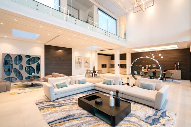 Chalet de 5 habitaciones en Marbella en venta con piscina garaje - 3.490.000 € (Ref: 8464432)