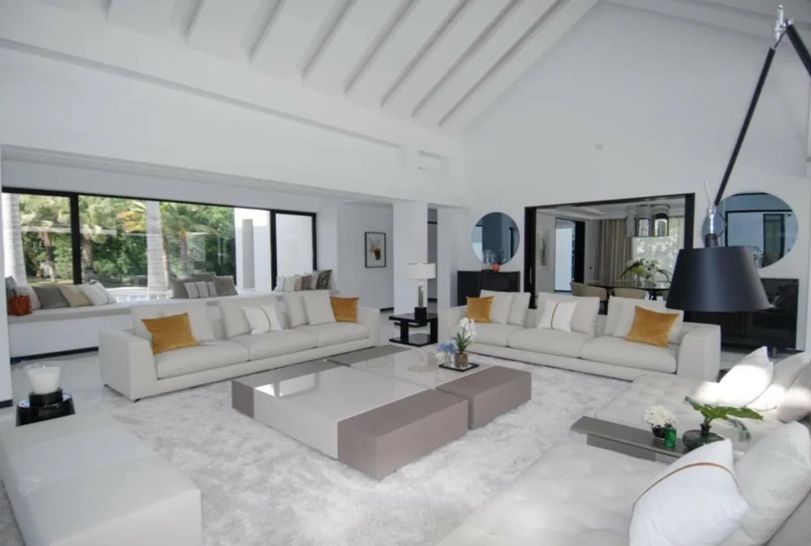 5 makuuhuone Huvila myytävänä paikassa Marbella mukana uima-altaan 
autotalli - 6 900 000 € (Ref: 8464434)