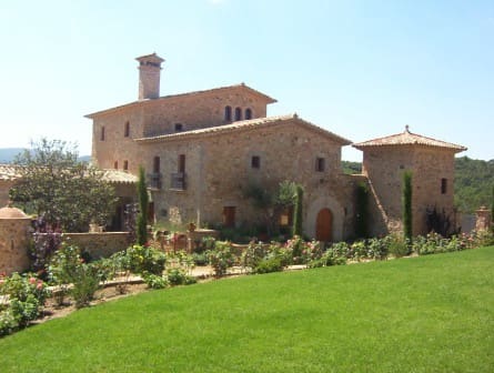 5 soveværelse Finca/Landehus til salg i Llagostera med swimmingpool garage - € 3.500.000 (Ref: 8464436)