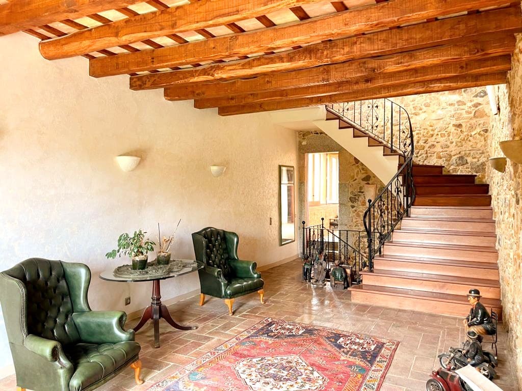 5 soveværelse Finca/Landehus til salg i Llagostera med swimmingpool garage - € 3.500.000 (Ref: 8464436)