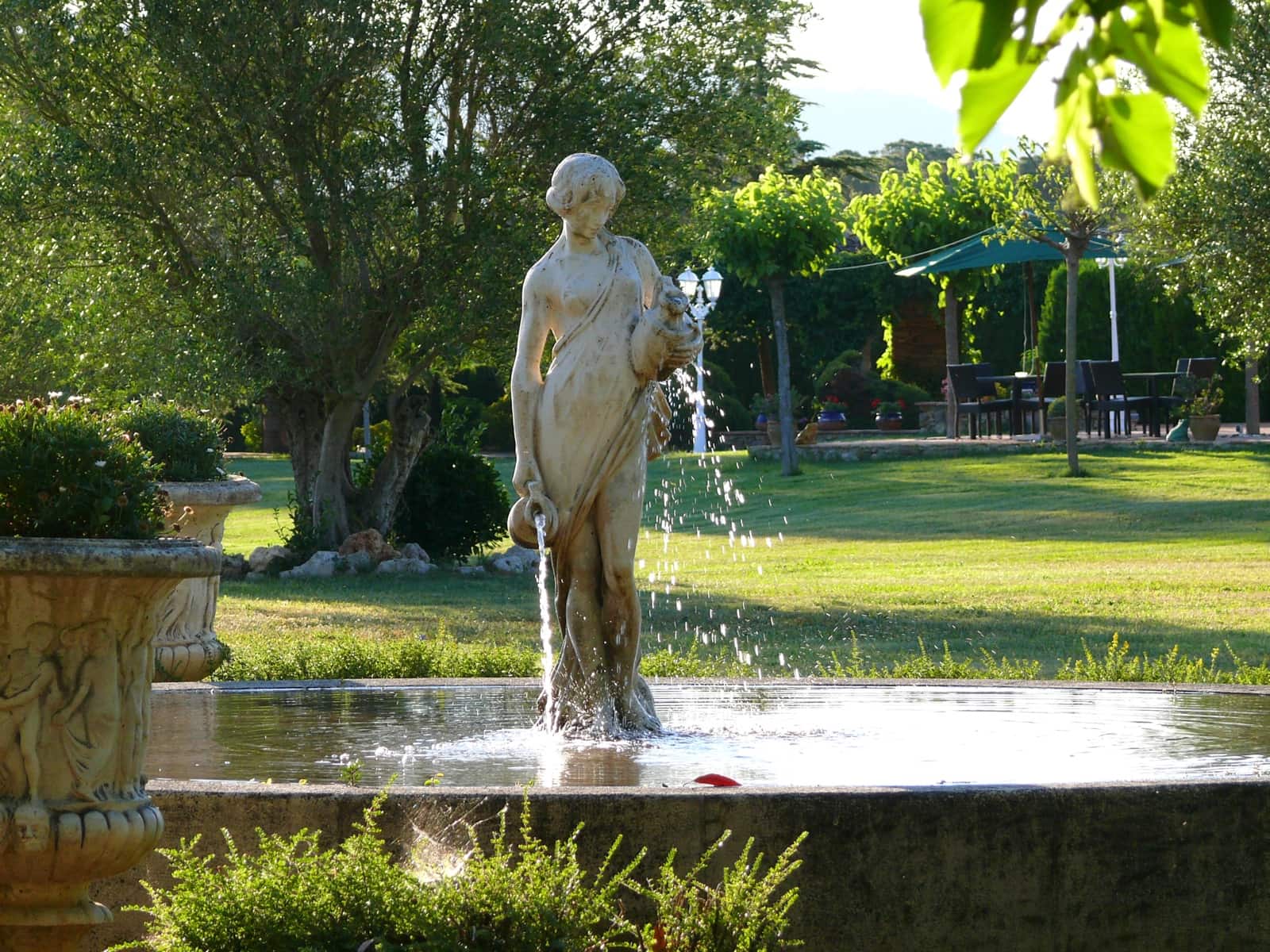 8 soveværelse Finca/Landehus til salg i La Bisbal d'Emporda med swimmingpool garage - € 1.900.000 (Ref: 8464437)