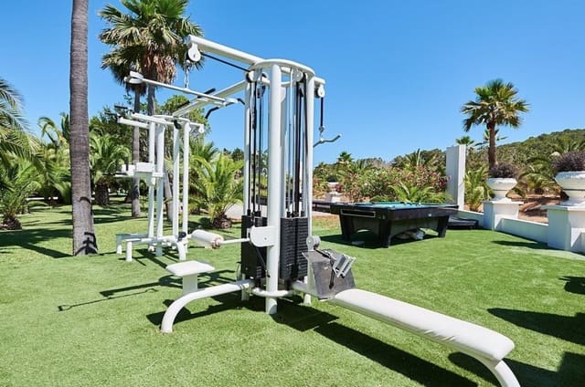 5 camera da letto Villa in vendita in Santa Eulalia / Santa Eularia con piscina garage - 7.200.000 € (Rif: 8464438)