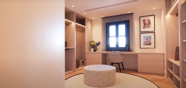 6 quarto Moradia para venda em Nueva Andalucia, Marbella com piscina garagem - 8 995 000 € (Ref: 8464440)