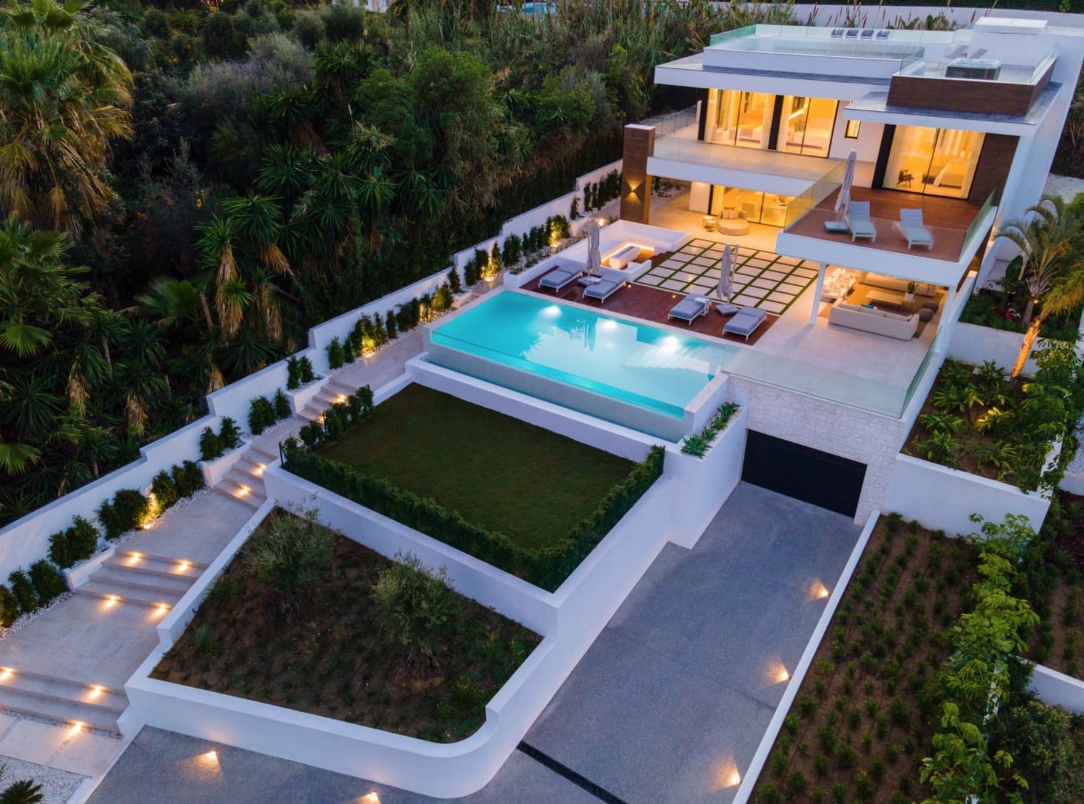 5 soverom Villa til salgs i Marbella med svømmebasseng garasje - € 3 595 000 (Ref: 8464442)