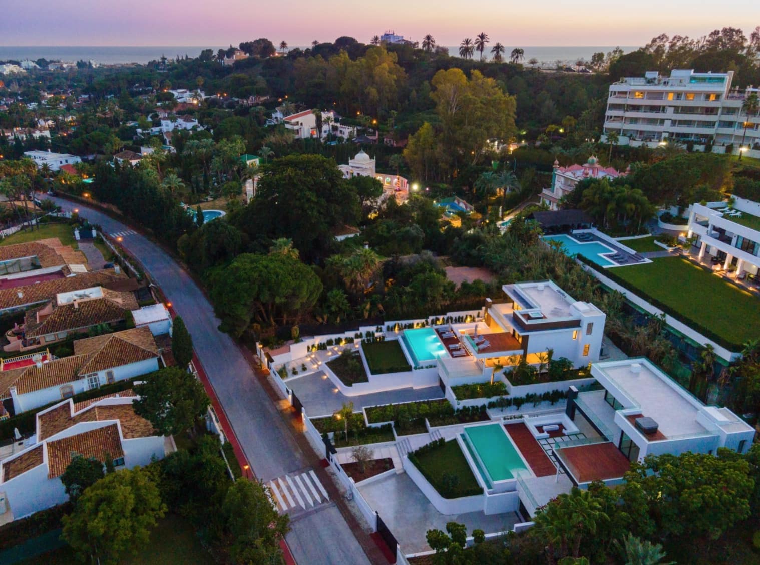 5 soverom Villa til salgs i Marbella med svømmebasseng garasje - € 3 595 000 (Ref: 8464442)