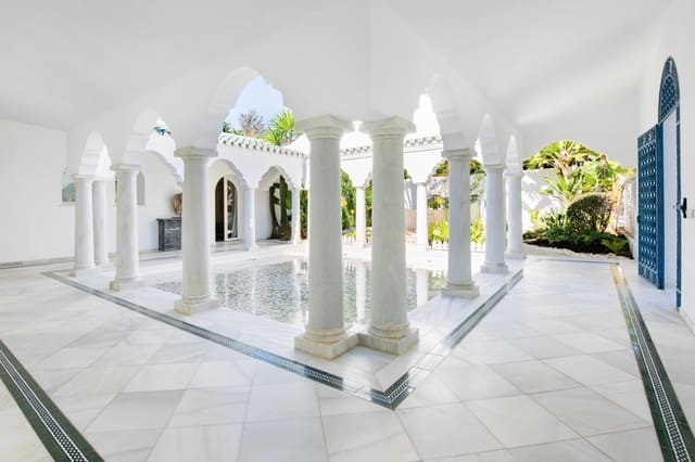 5 sypialnia Willa na sprzedaż w Guadalmina Baja, Marbella z basenem garażem - 9 950 000 € (Ref: 8464443)