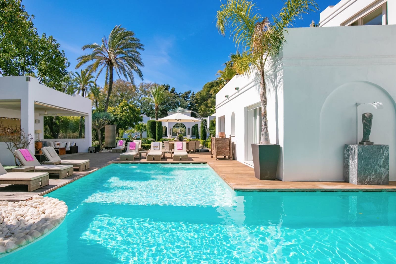 5 soveværelse Villa til salg i Guadalmina med swimmingpool garage - € 9.950.000 (Ref: 8464443)