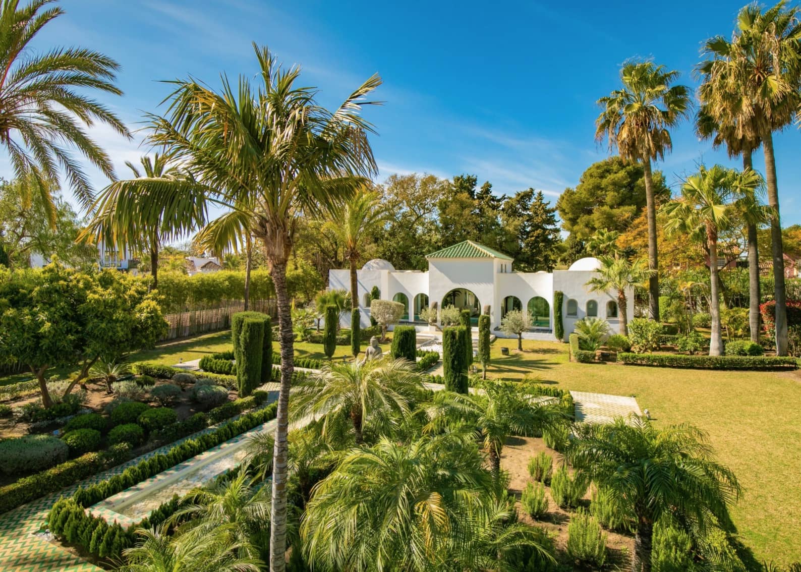 5 soveværelse Villa til salg i Guadalmina med swimmingpool garage - € 9.950.000 (Ref: 8464443)