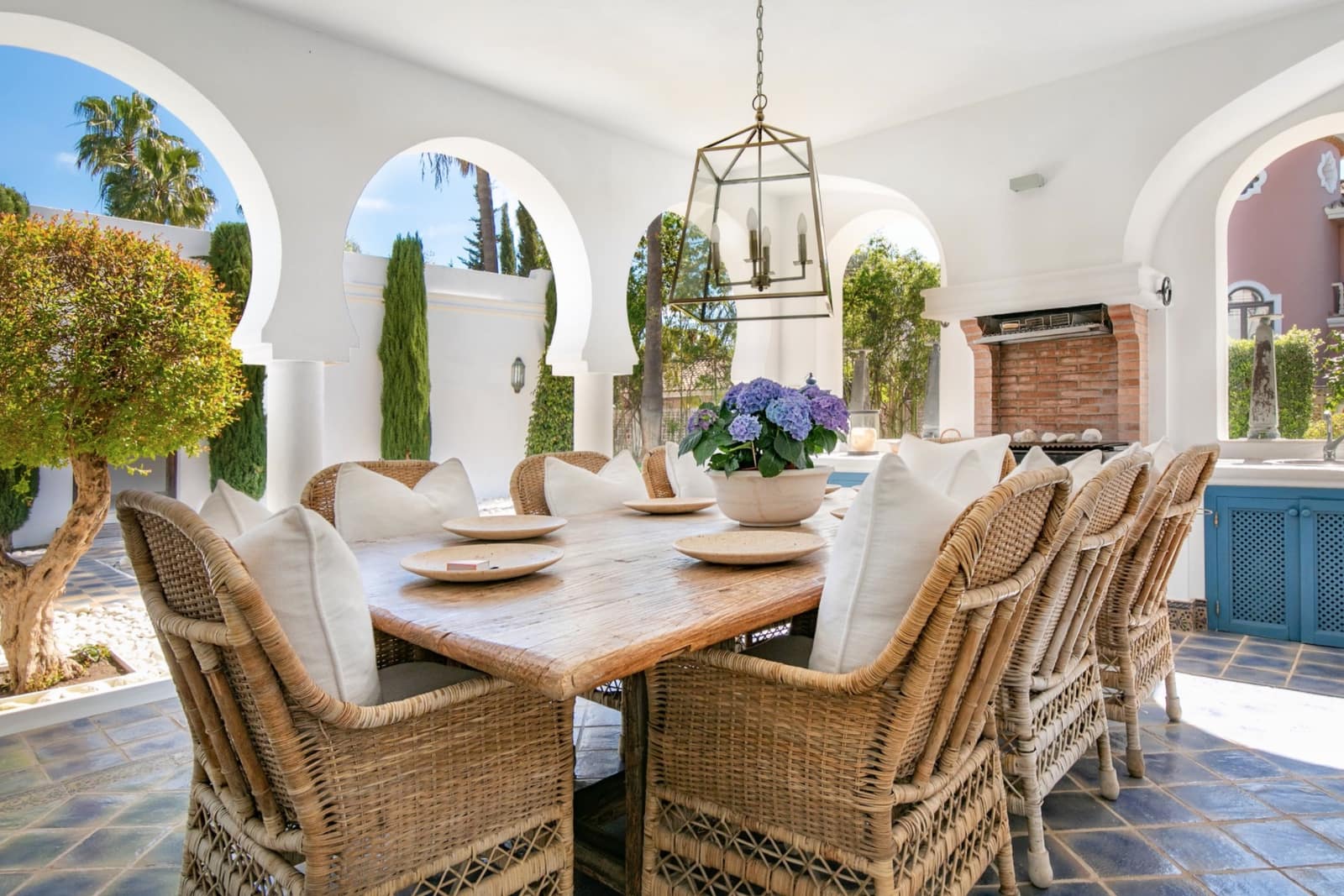 5 soveværelse Villa til salg i Guadalmina med swimmingpool garage - € 9.950.000 (Ref: 8464443)