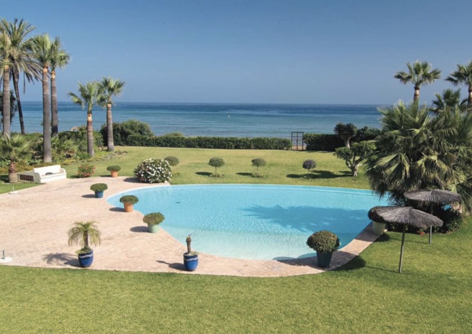 9 soveværelse Villa til salg i Bahia de Marbella med swimmingpool garage - € 15.000.000 (Ref: 8464445)