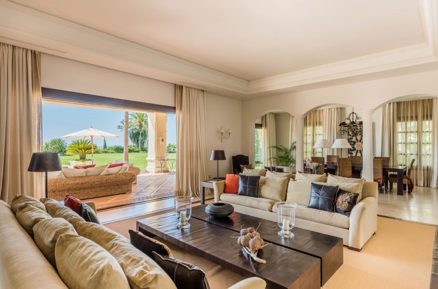 5 soverom Villa til salgs i Marbella med svømmebasseng garasje - € 4 900 000 (Ref: 8464446)