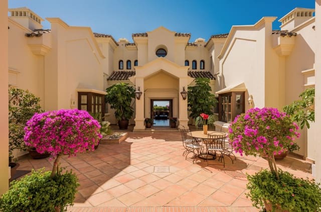 5 soverom Villa til salgs i Marbella med svømmebasseng garasje - € 4 900 000 (Ref: 8464446)