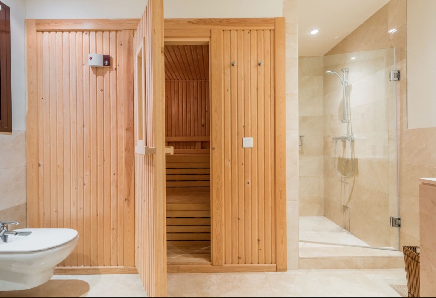 5 soverom Villa til salgs i San Pedro de Alcantara med svømmebasseng garasje - € 4 450 000 (Ref: 8464447)