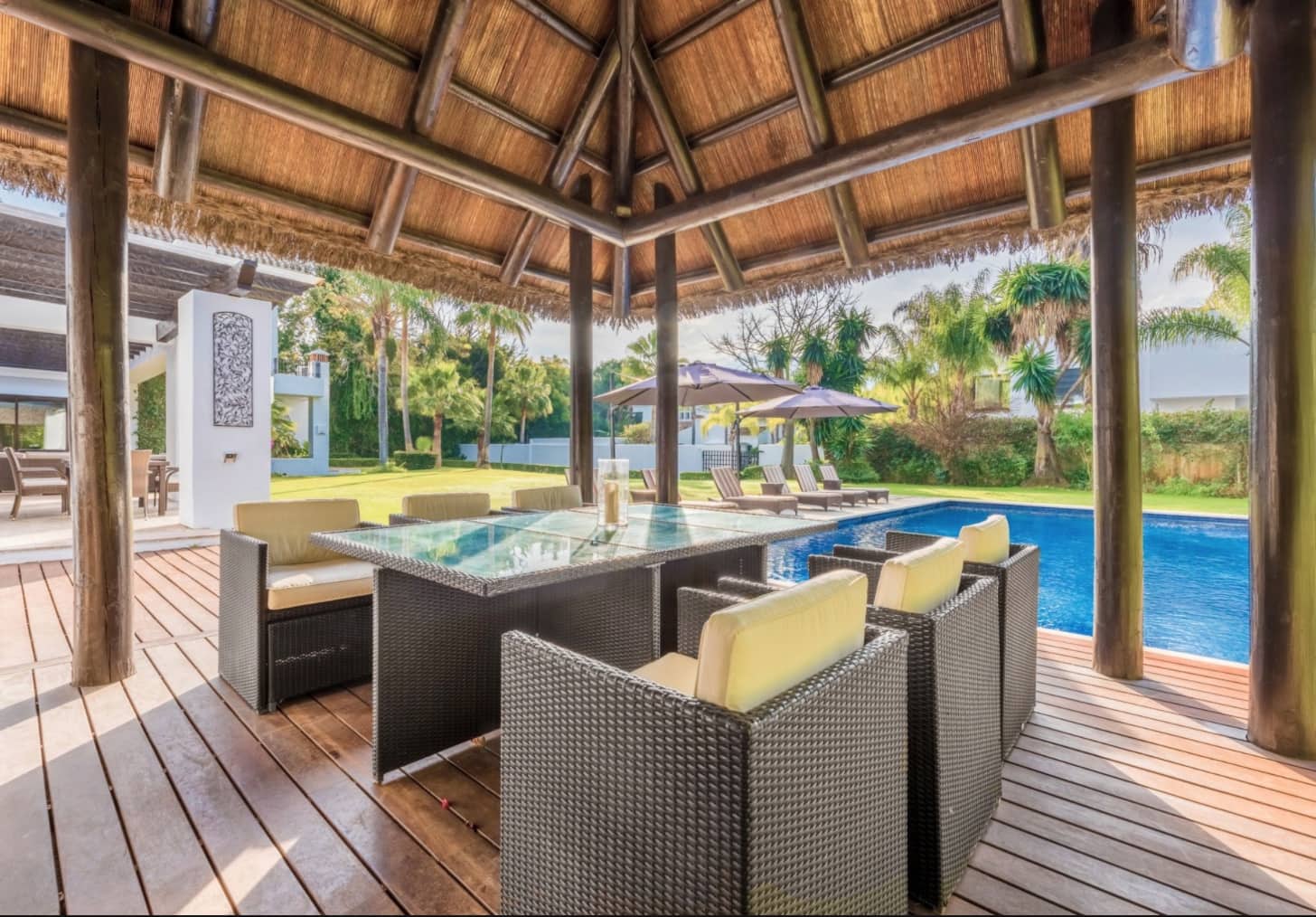 5 soverom Villa til salgs i San Pedro de Alcantara med svømmebasseng garasje - € 4 450 000 (Ref: 8464447)