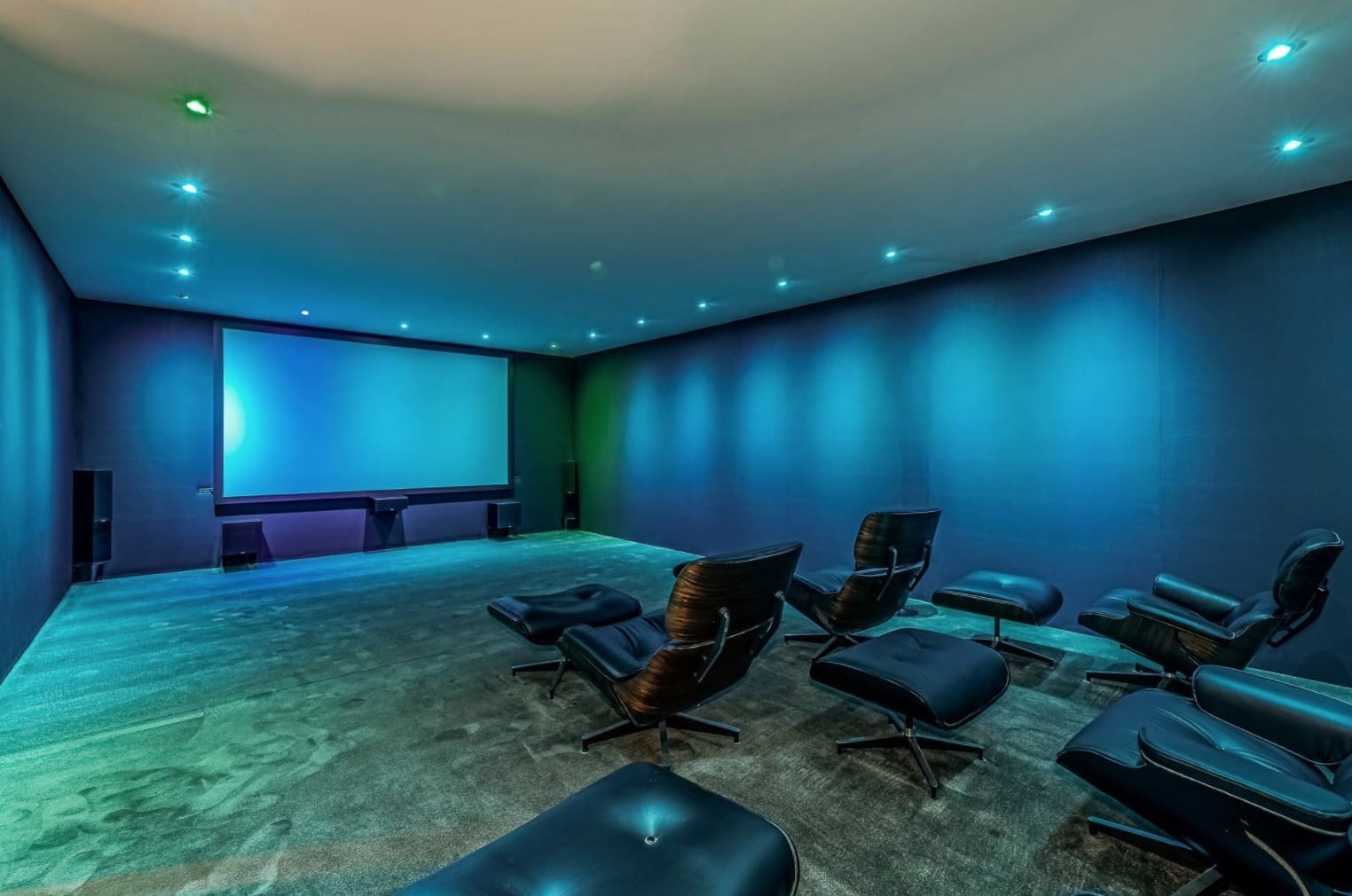 6 bedroom Villa for sale in Marbella with pool garage - € 14,850,000 (Ref: 8464451)