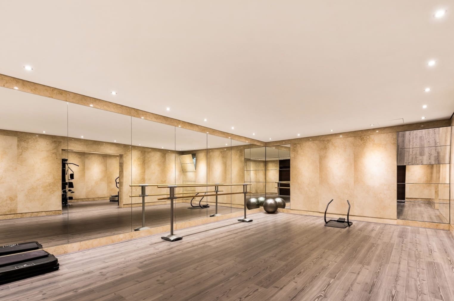 6 bedroom Villa for sale in Marbella with pool garage - € 14,850,000 (Ref: 8464451)