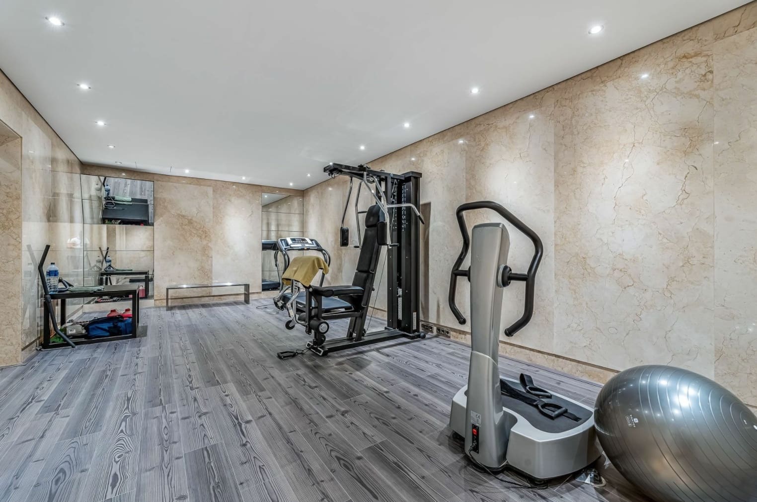 6 bedroom Villa for sale in Marbella with pool garage - € 14,850,000 (Ref: 8464451)