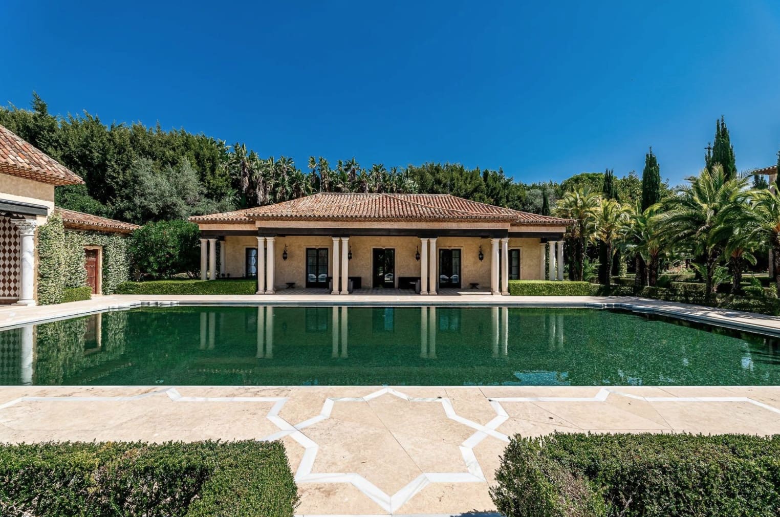 6 bedroom Villa for sale in Marbella with pool garage - € 14,850,000 (Ref: 8464451)