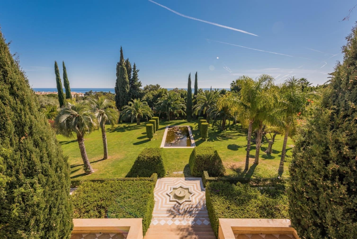 6 bedroom Villa for sale in Marbella with pool garage - € 14,850,000 (Ref: 8464451)