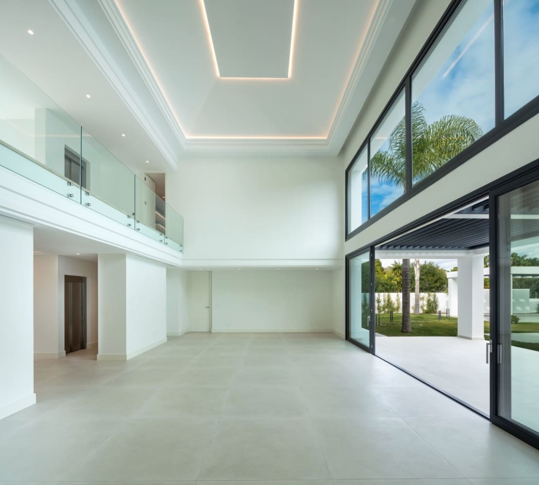 5 bedroom Villa for sale in Marbella with pool garage - € 3,900,000 (Ref: 8464453)