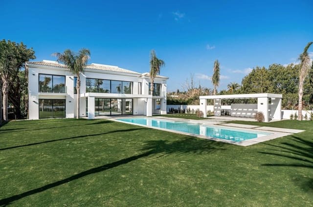 5 bedroom Villa for sale in Marbella with pool garage - € 3,900,000 (Ref: 8464453)