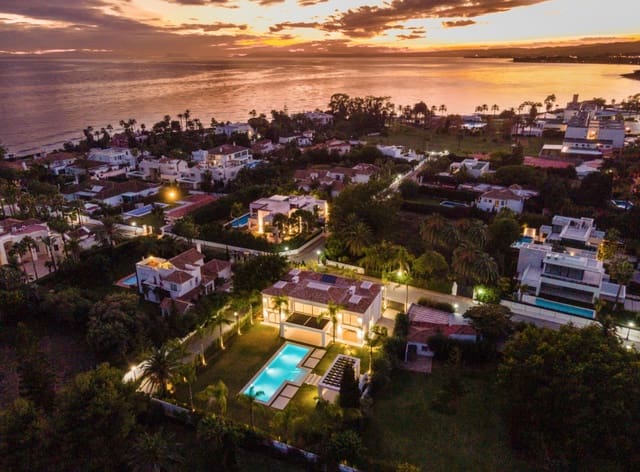 5 bedroom Villa for sale in Marbella with pool garage - € 3,900,000 (Ref: 8464453)