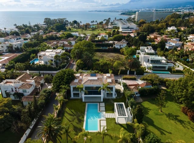 5 bedroom Villa for sale in Marbella with pool garage - € 3,900,000 (Ref: 8464453)