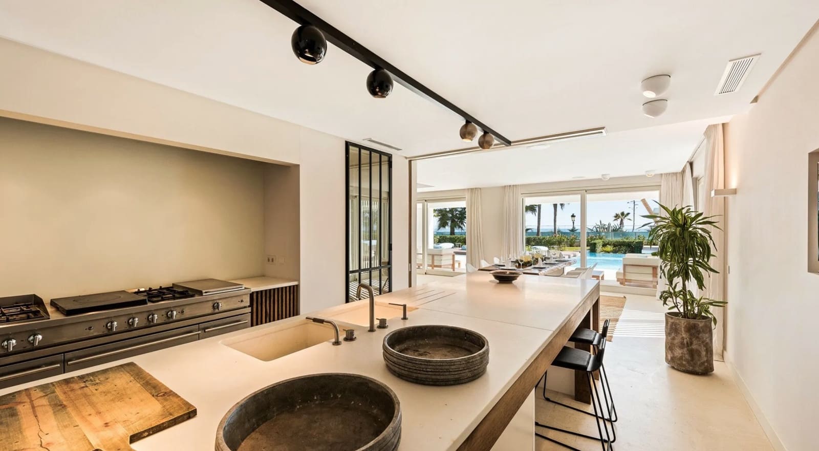 7 quarto Moradia para venda em Marbella com piscina garagem - 14 850 000 € (Ref: 8464454)